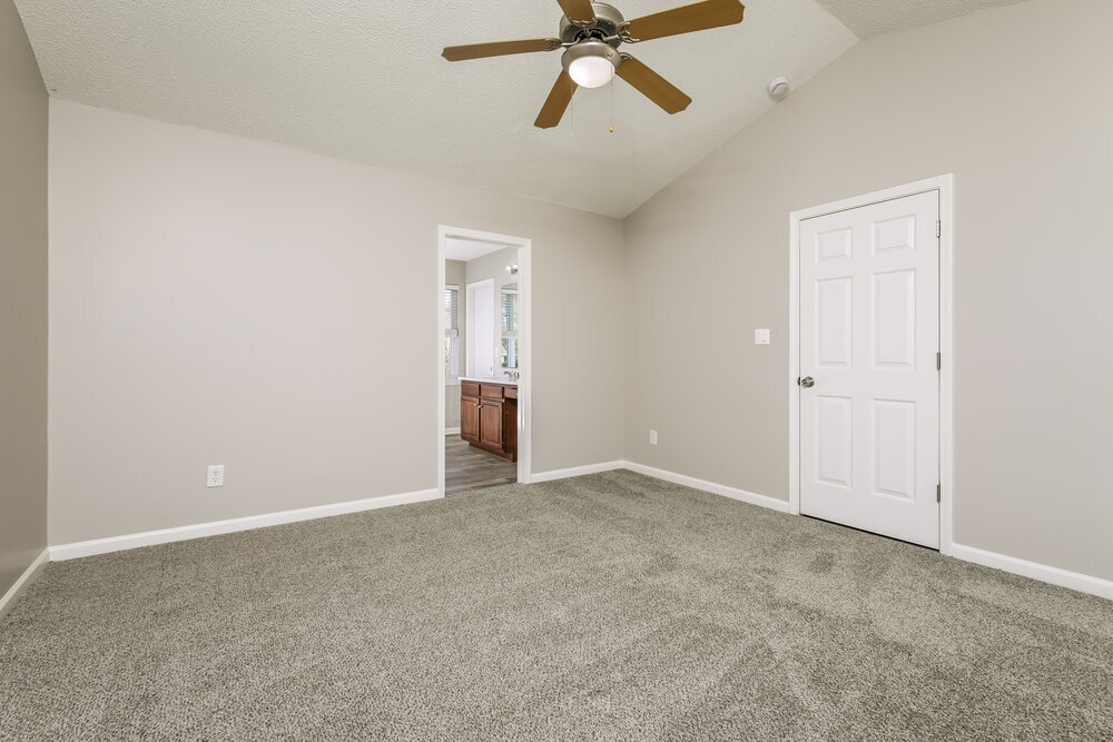 Building Photo - 6920 Spanglers Spring Way