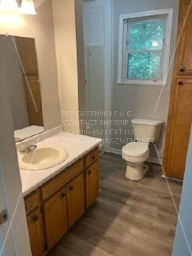 Building Photo - NEWLY RENOVATED HOME!!! 3 BEDROOM 2 BATH H...