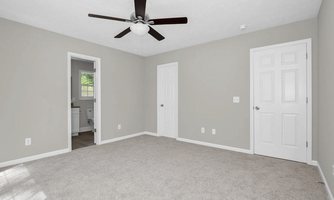 Master Bedroom - 160 Brooks Ln