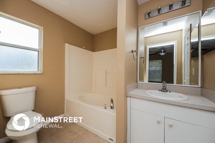 Building Photo - 2043 Glendale Blvd