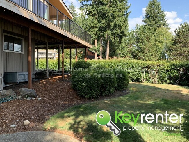 Building Photo - 3009 208th Ave E