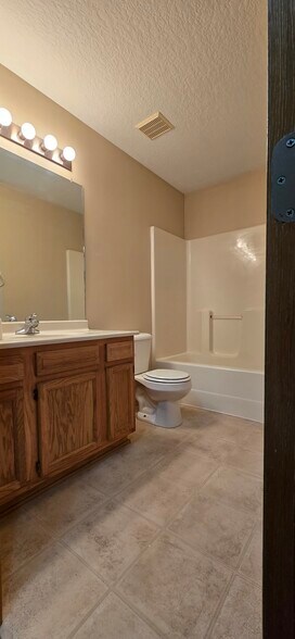 Building Photo - 1564 Nine Iron Dr