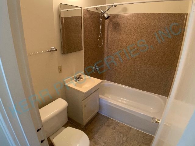 Building Photo - 6329 SE 97th Ave