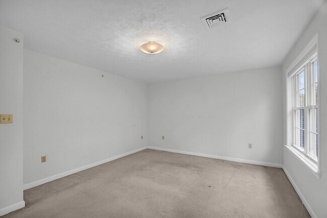 Building Photo - 30 Caspian Way