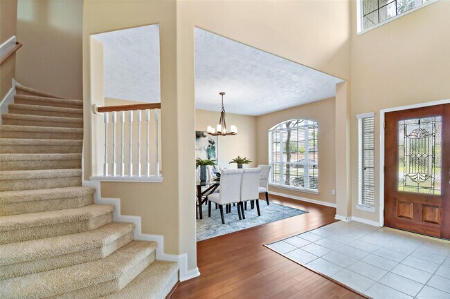 Building Photo - Beautifully Updated Home in Sugar Land’s S...