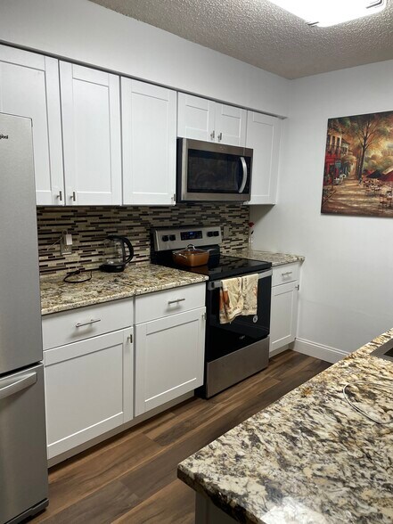 Building Photo - 13 Fox Rdg