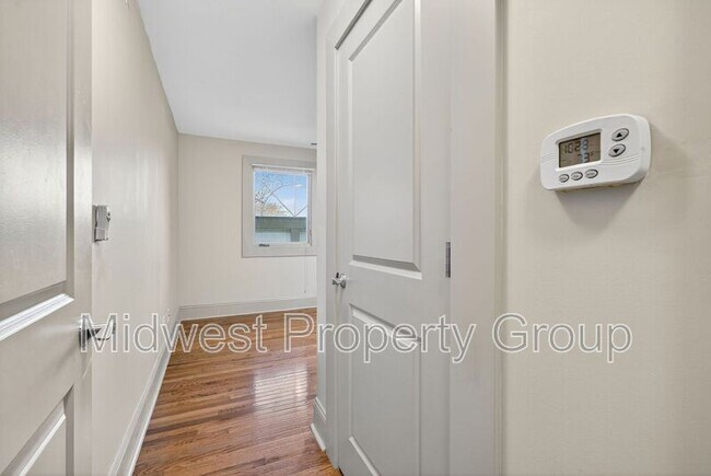 Building Photo - 4244 Chouteau Ave