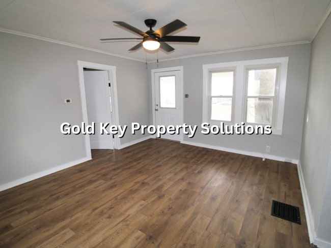 Building Photo - MUNCIE 1 BR 1 BA House with Central Air and Fenced Backyard (NO SECTION 8)