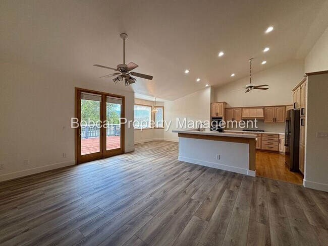 Building Photo - 1300 Bridle Way
