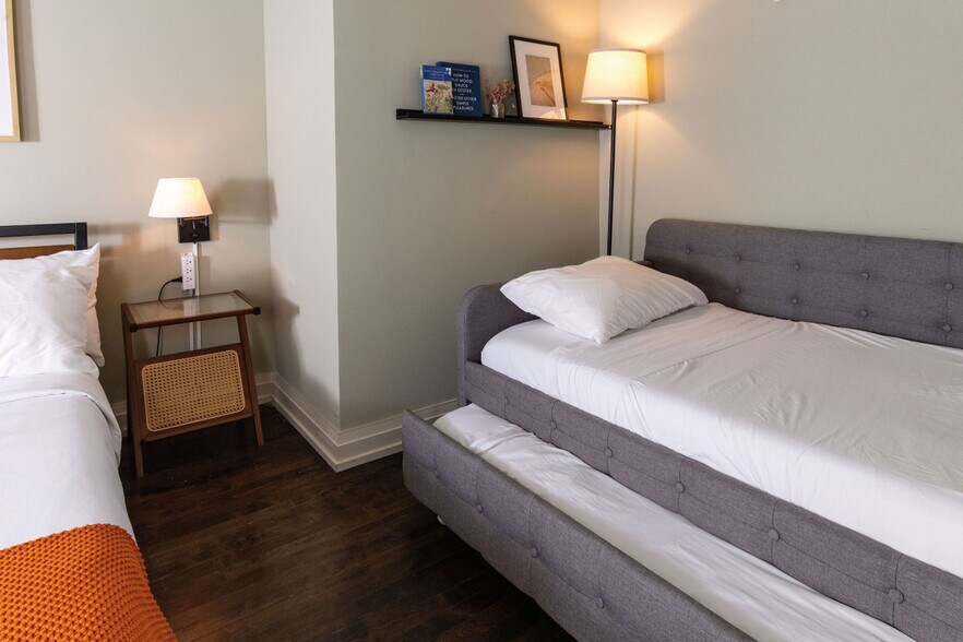 Building Photo - 225 E Michigan St