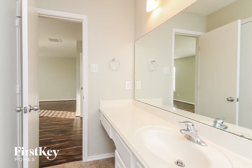 Building Photo - 12919 Belmont Legend Ct