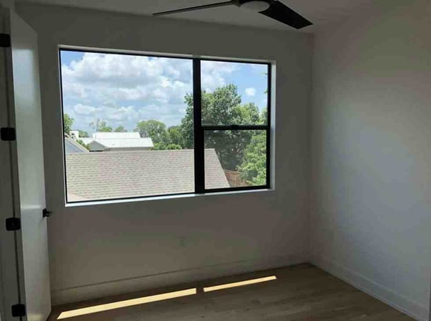 Building Photo - 1922 E M Franklin Ave