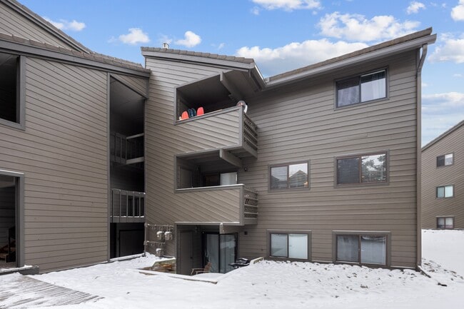 Building Photo - 1016 W Beaver Creek Blvd