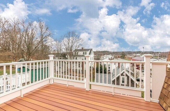 Building Photo - 12 Hampden St