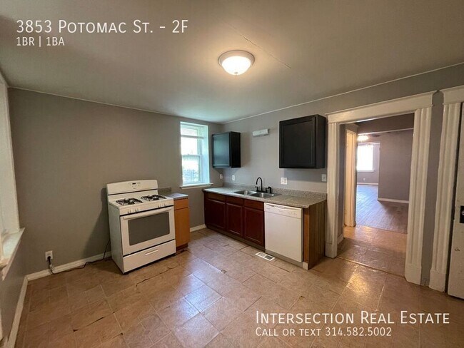 Building Photo - 3853 Potomac St