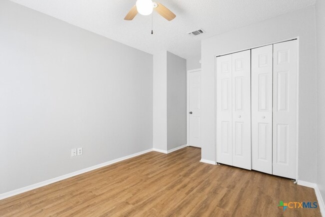 Building Photo - 6714 Windsor Hollow Dr