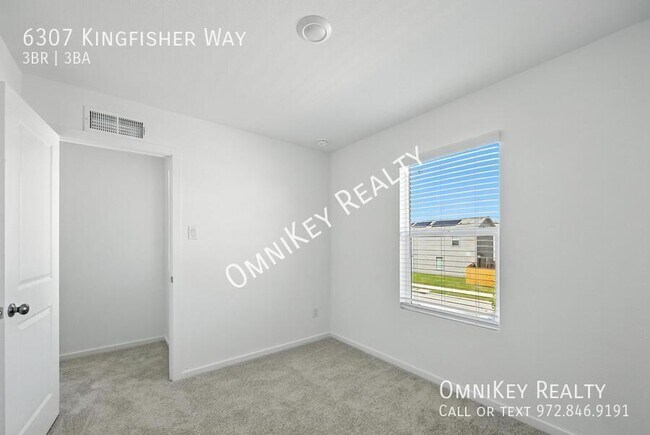 Building Photo - 6307 Kingfisher Wy