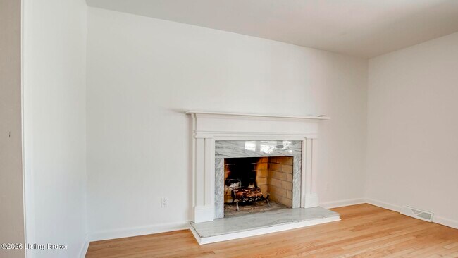 Building Photo - 2706 Lime Kiln Ln