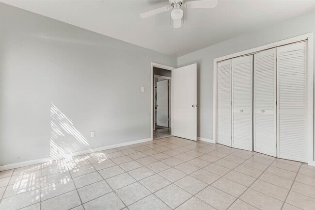 Building Photo - 3918 Dalmatian Dr