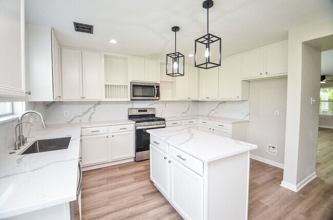 Building Photo - 16406 Star Canyon Ct