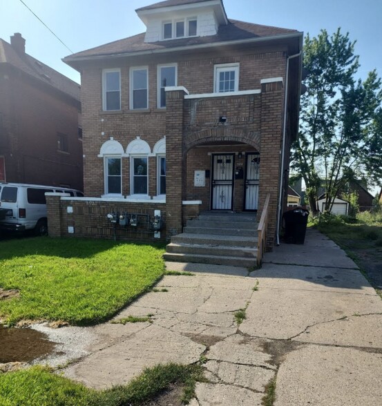 Primary Photo - 4045 Clements St