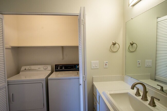 Building Photo - Major Updates: Vaulted Ceiling Spacious 2-Bed 2-Bath w DW, WD, Balcony!