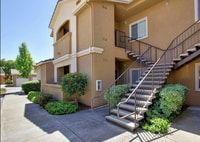 Building Photo - 2 BED 2 BATH CONDO IN GATED COMMUNITY WITH CLUBHOUSE AMMENITIES
