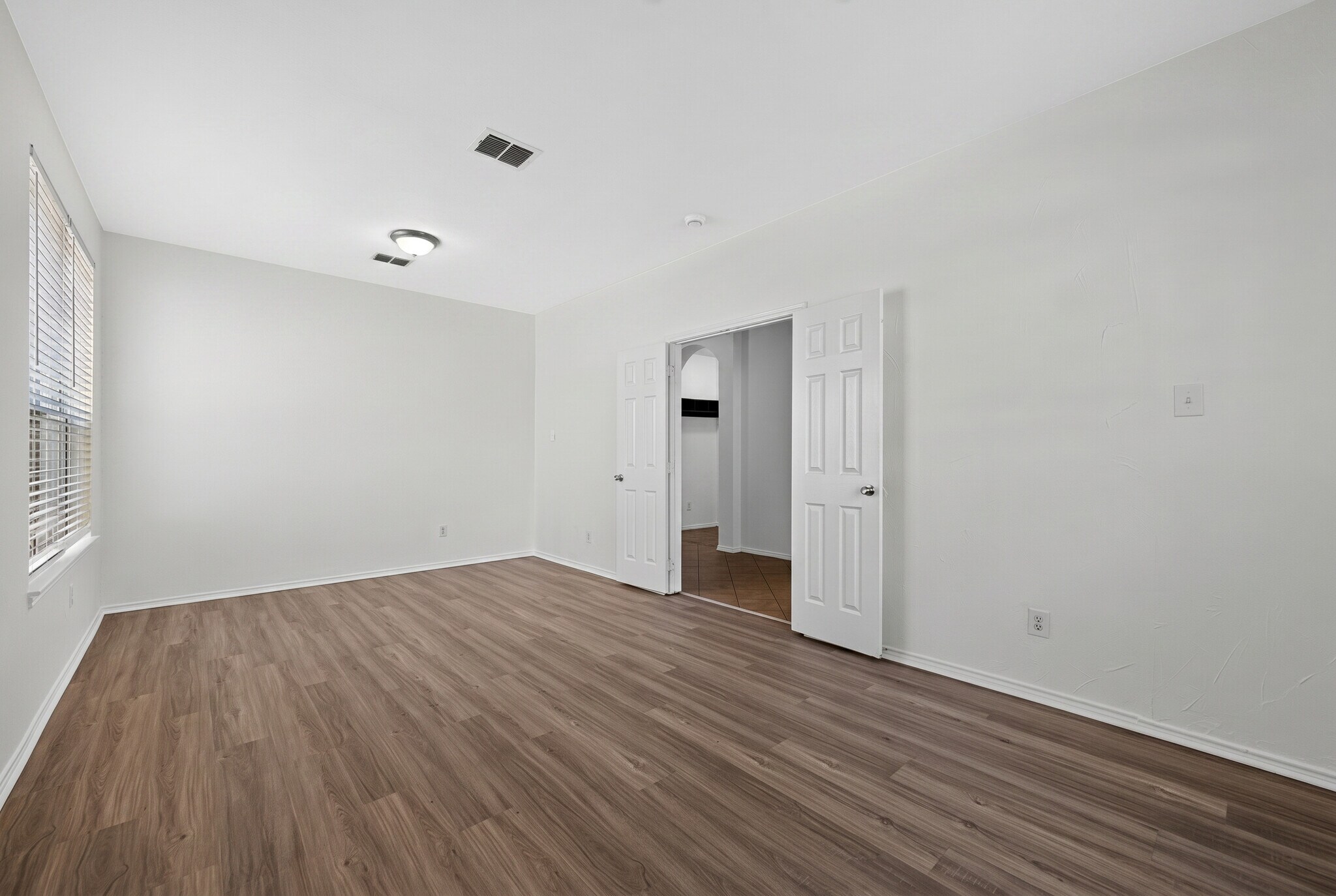 Building Photo - 1009 Youkum Ct