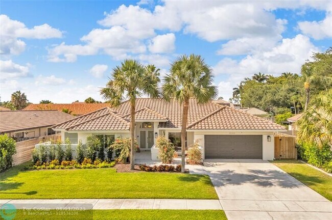 Building Photo - 9585 Carousel Cir S