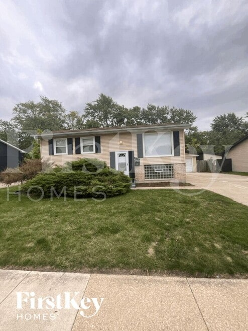 Building Photo - 17213 Springtide Ln