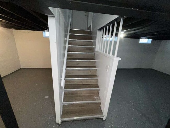 Building Photo - Cute 3 Bedroom Bungalow