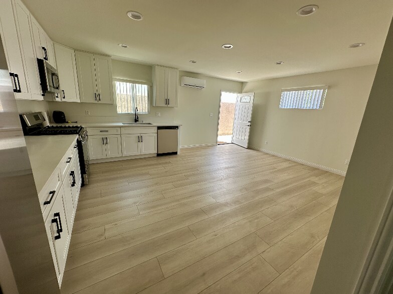 Building Photo - 13821 Enadia Way