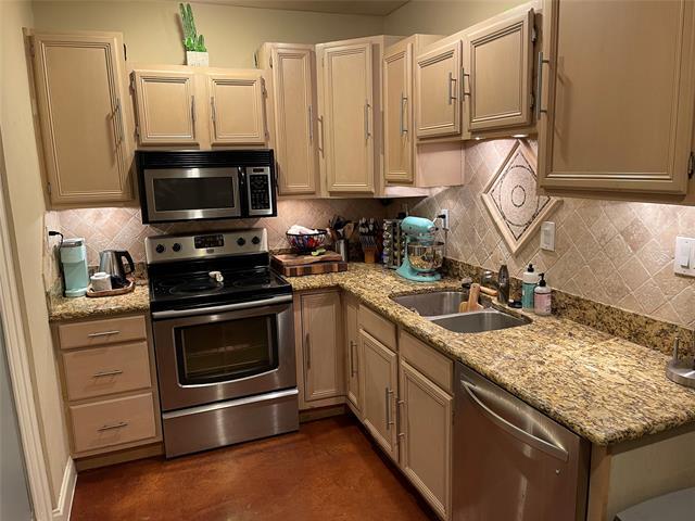 Building Photo - 3500 Routh St