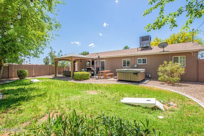 Building Photo - 7754 E Catalina Dr