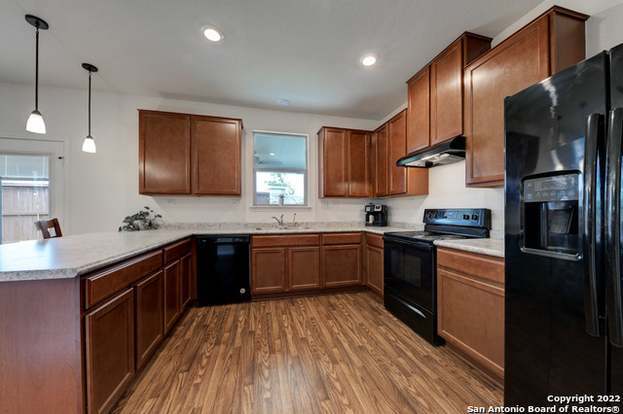 Building Photo - 3011 Comanche Crossing