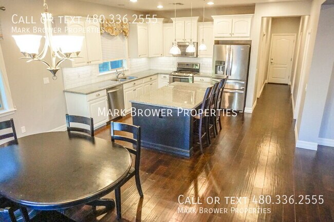 Building Photo - 3016 E Shannon St