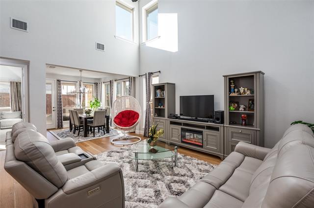 Building Photo - 8468 Wembley