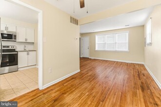 Building Photo - 305 American Way