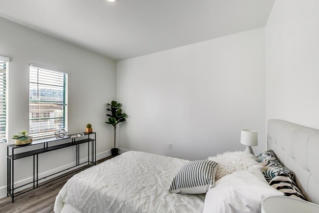 Floorplan - Rose on Bond