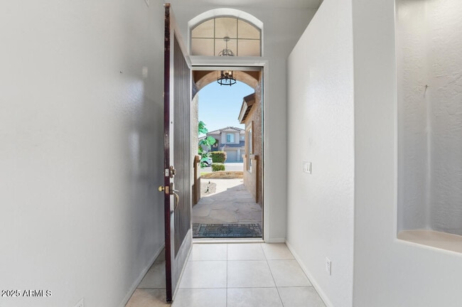 Building Photo - 7180 W Trails Dr