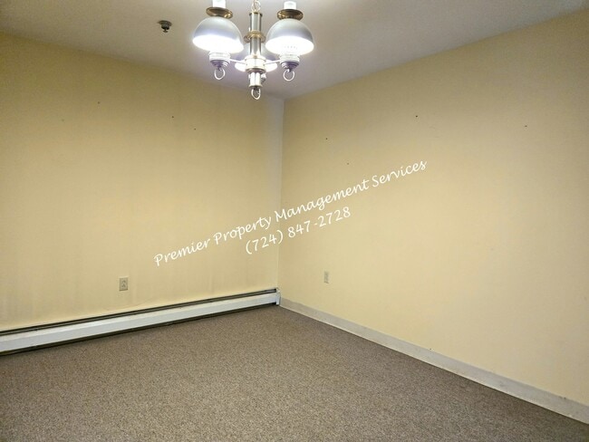 Building Photo - 314 E Lincoln Ave