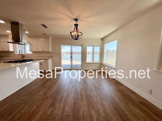 Building Photo - 13626 Sea Gull Dr