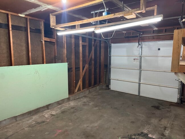 Building Photo - 2821 61st St