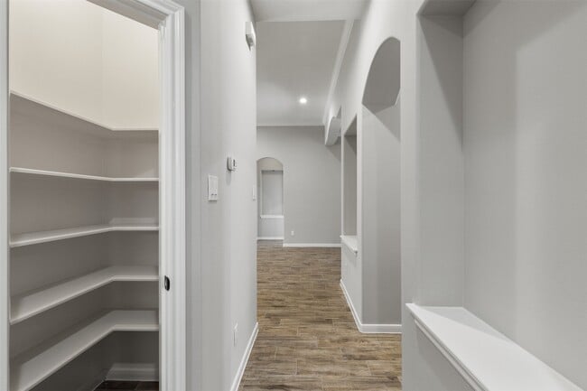 Building Photo - 521 Ironwood Forest Dr