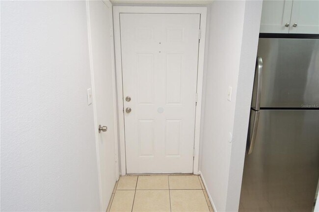 Building Photo - 8702 Mallard Reserve Dr