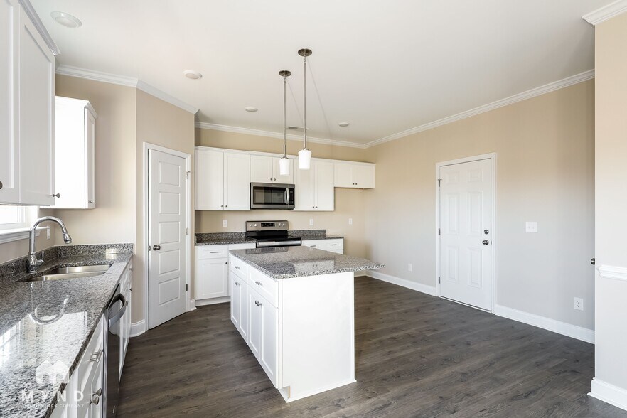 Building Photo - 6214 Olive Branch Rd