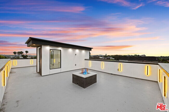 Building Photo - 1439 Edris Dr