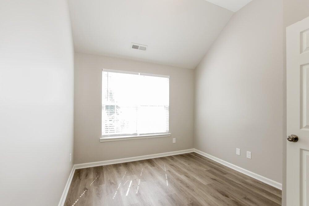 Building Photo - 2449 Reid Oaks Dr