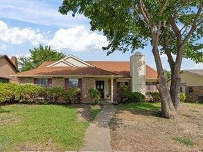 Building Photo - 7612 Jerome Dr