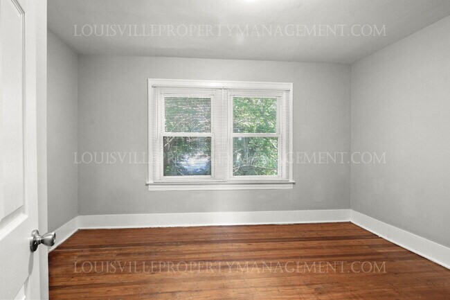 Building Photo - 3100 Grand Ave